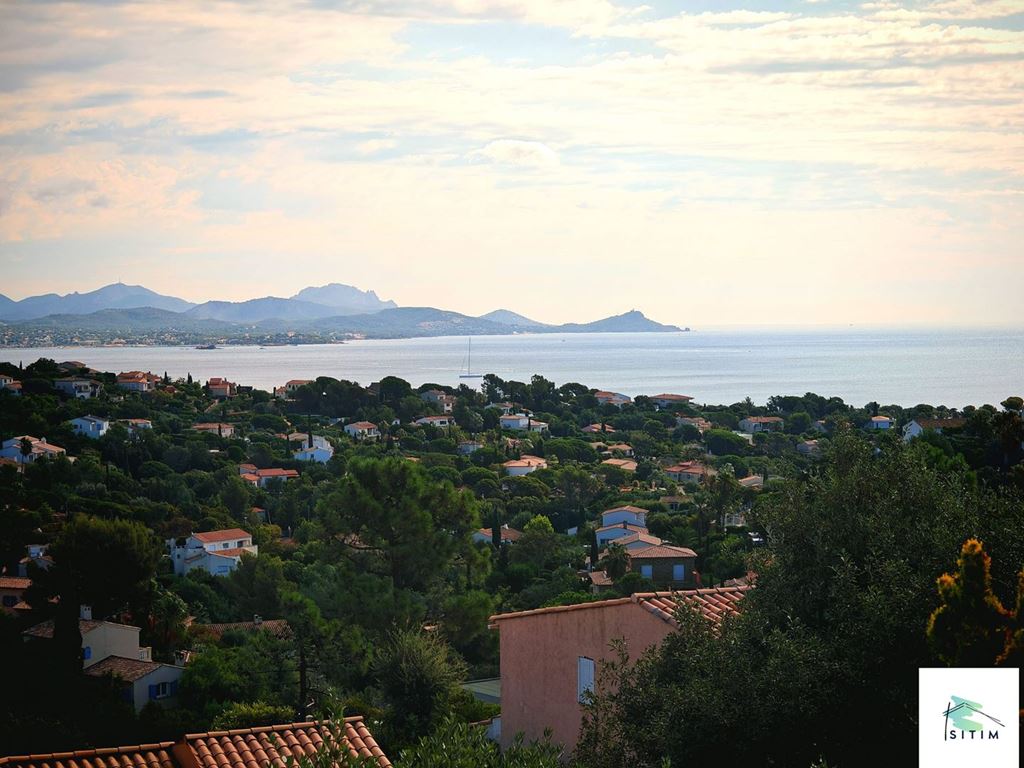 Maison LES ISSAMBRES (83380) SITIM
